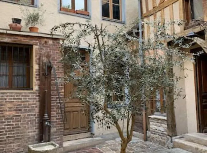 Aube Berges De Apartment Troyes